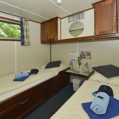 Ms Mecklenburg Hotelschiff Берлін Екстер'єр фото